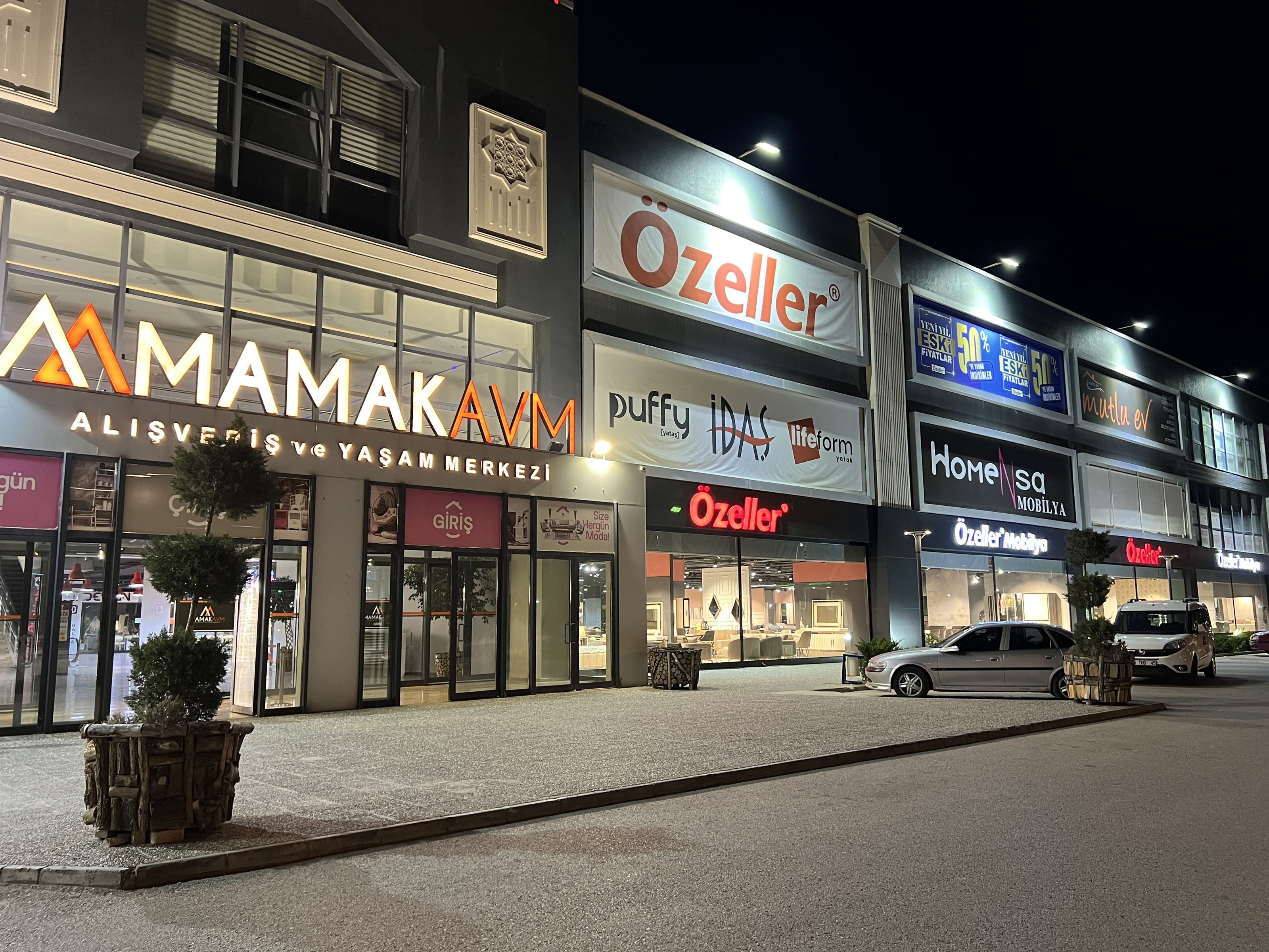 Özeller Mamak Devlet Hastanesi Yanı Mağaza